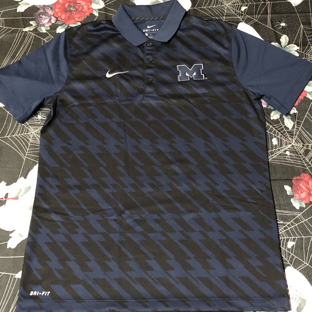 NWOT NIKE DRI-FIT MICHIGAN WOLVERINES HOUNDSTOOTH